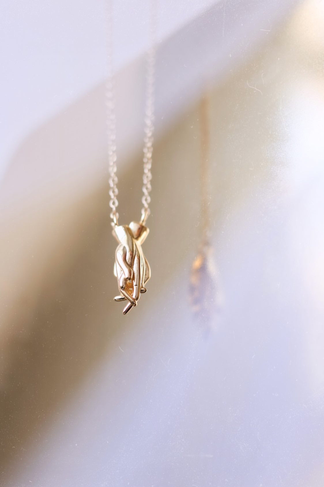 Lovers Hands Necklace
